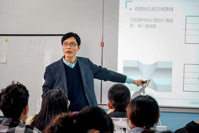 李凌.jpg